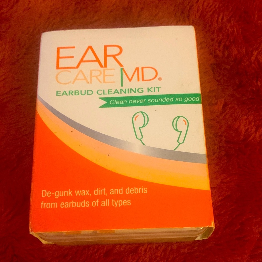 Earbud Cleaning Kit - Orange and White